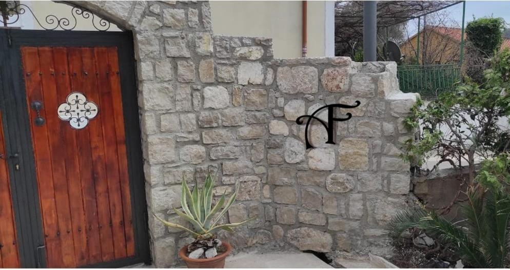 Stone House In Buljarica Villa Petrovac Bagian luar foto