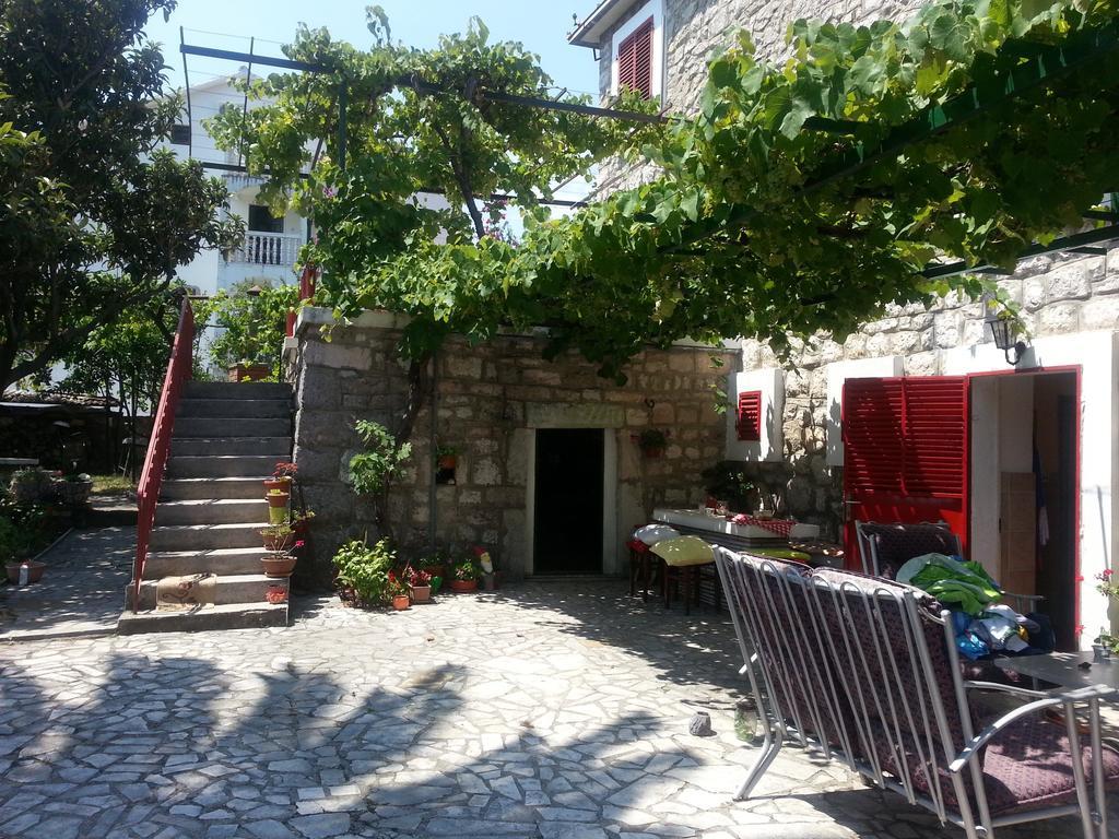 Stone House In Buljarica Villa Petrovac Ruang foto