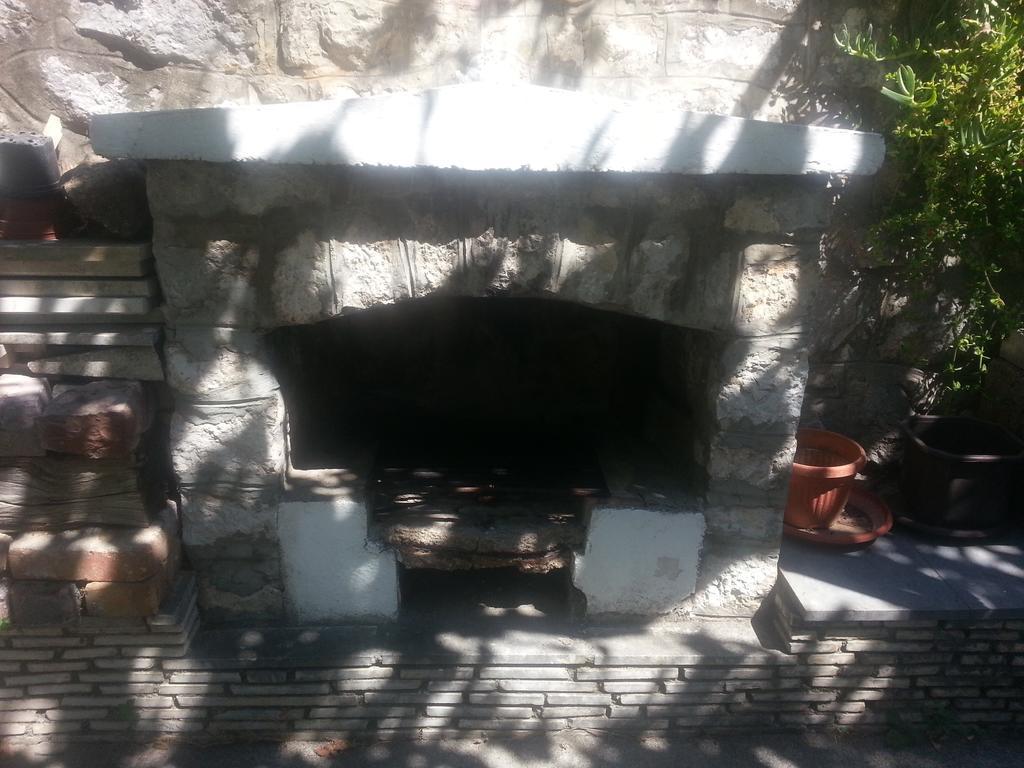 Stone House In Buljarica Villa Petrovac Ruang foto