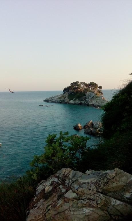 Stone House In Buljarica Villa Petrovac Bagian luar foto