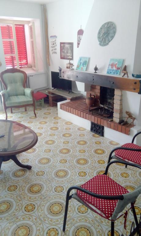 Stone House In Buljarica Villa Petrovac Bagian luar foto