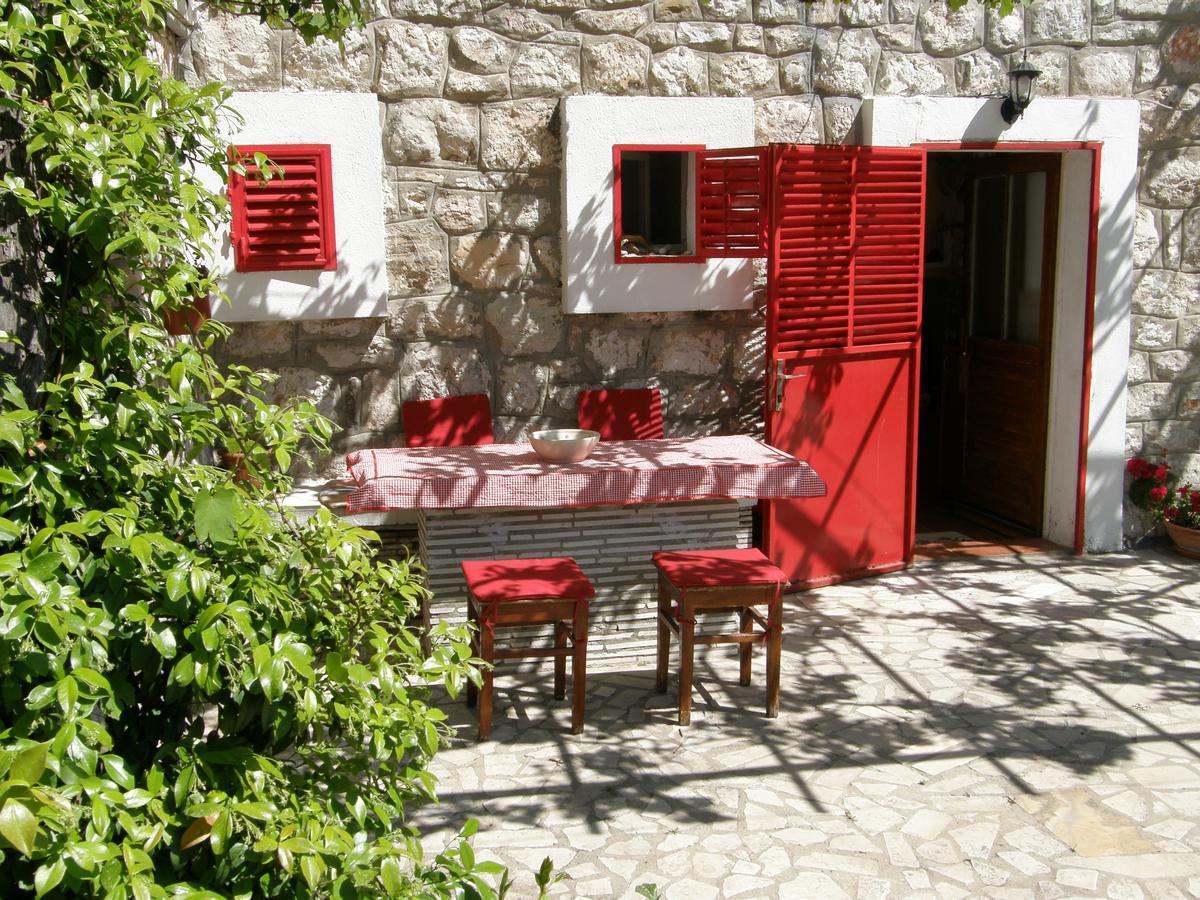 Stone House In Buljarica Villa Petrovac Bagian luar foto