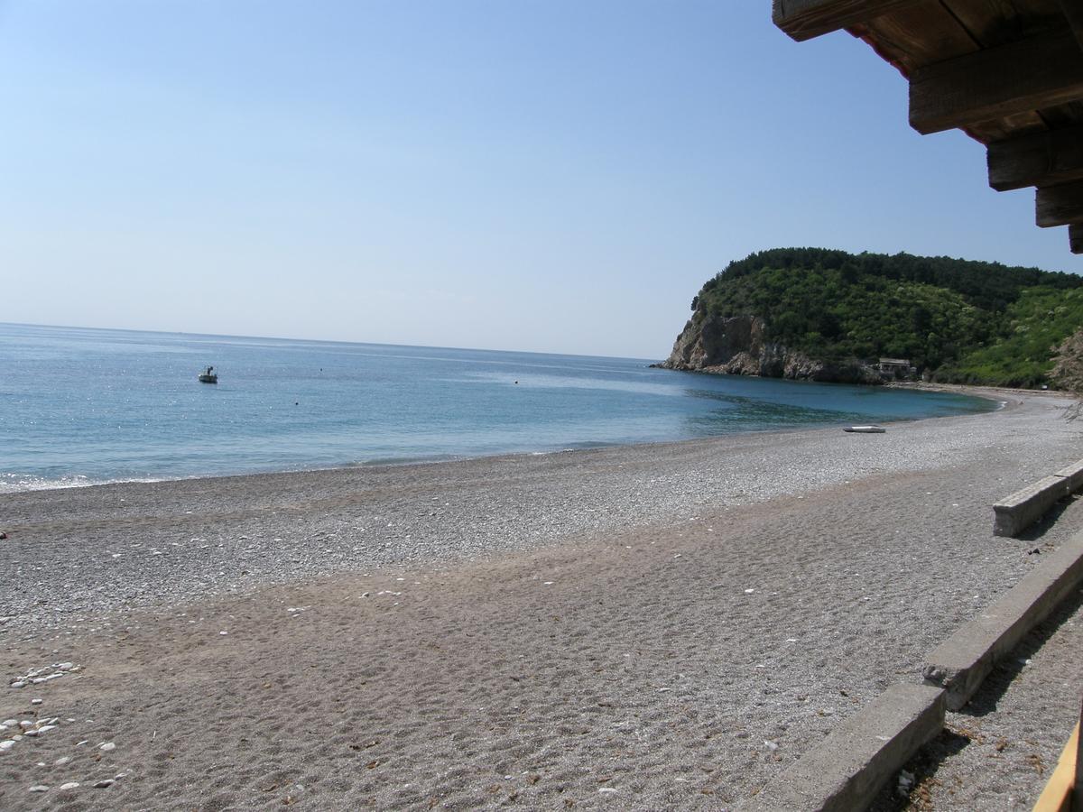Stone House In Buljarica Villa Petrovac Bagian luar foto