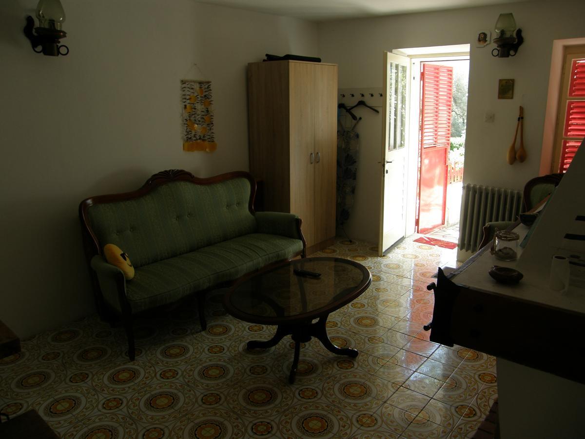 Stone House In Buljarica Villa Petrovac Bagian luar foto